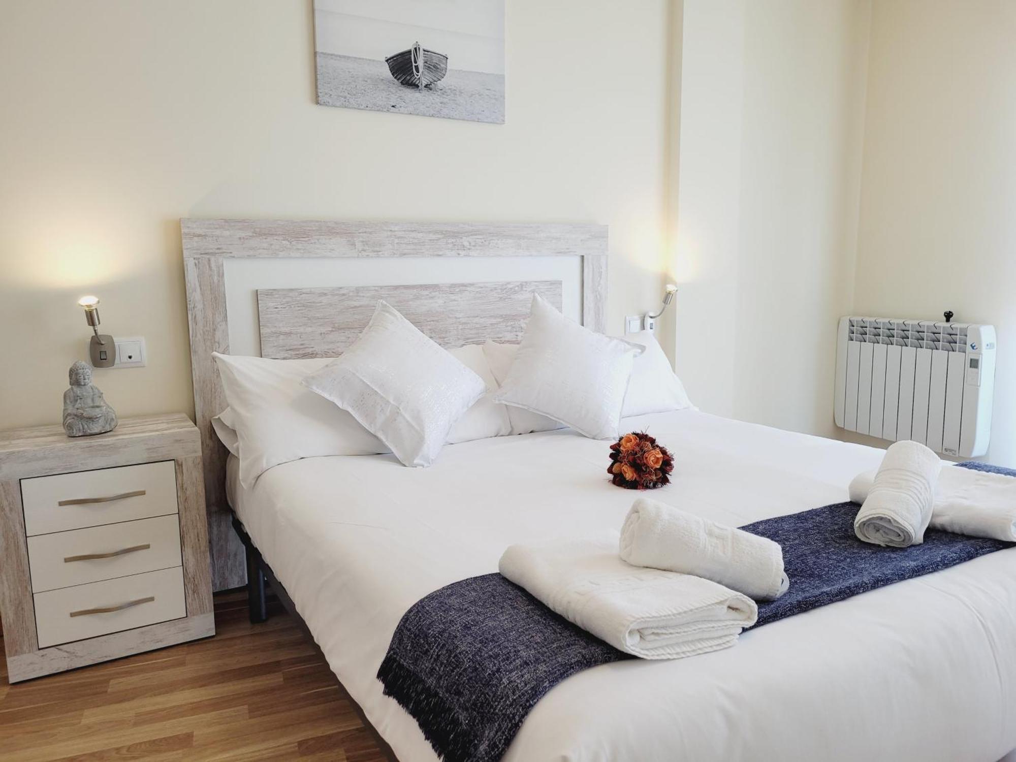 Guest House Ainsa Pirineos Δωμάτιο φωτογραφία
